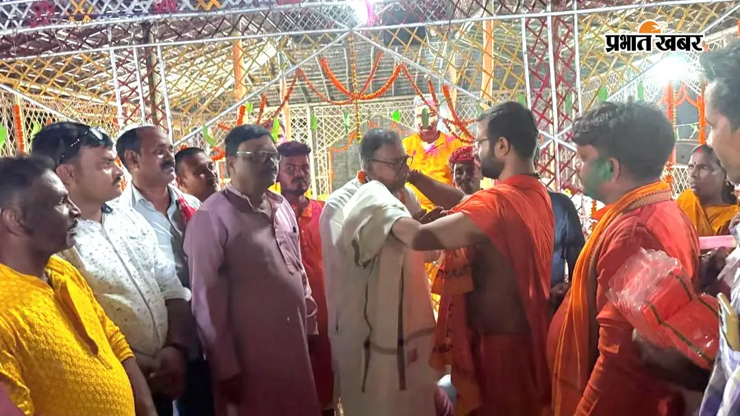 सारण: तरैया के उसरी ब्रह्मस्थान महायज्ञ में उमड़ी श्रद्धालुओं की भीड़, शैलेन्द्र प्रताप सिंह ने की पूजा-अर्चना
