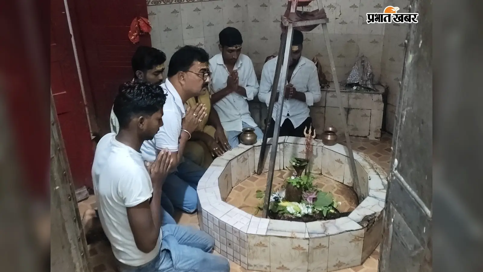 पहली सोमवारी पर शिवालयों में उमड़ी आस्था, बाबा कौशिकीनाथ मंदिर में श्रद्धालुओं की भारी भीड़