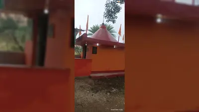 दिव्य भक्ति की मिसाल: विकलांग शिवभक्त ने अपनी कमाई से बनवाया शिव मंदिर, सावन में कराया भंडारा