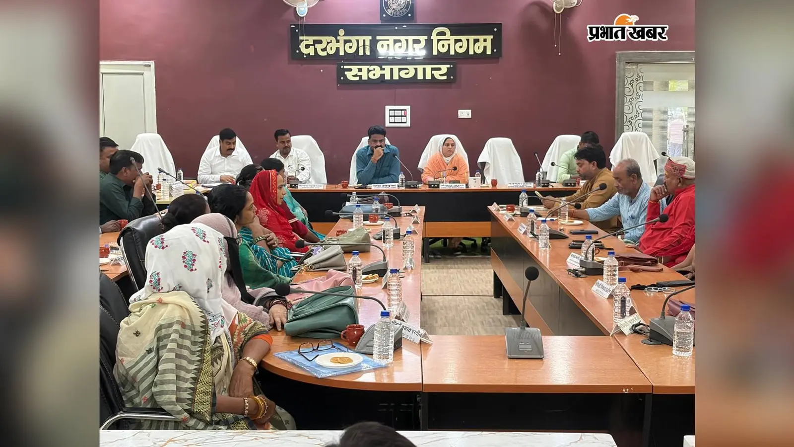 हड़ताली सफाई कर्मचारियों का कटेगा पांच दिन का वेतन, नगर निगम की सख्त चेतावनी