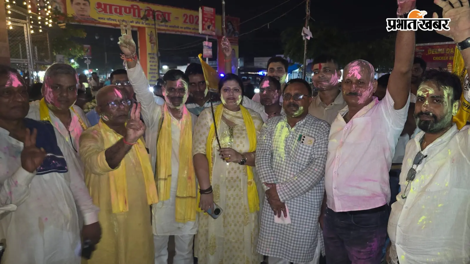 बांकीपुर विधानसभा उपचुनाव में प्रशांत किशोर की जीत पर कार्यकर्ताओं ने मनाया जश्न