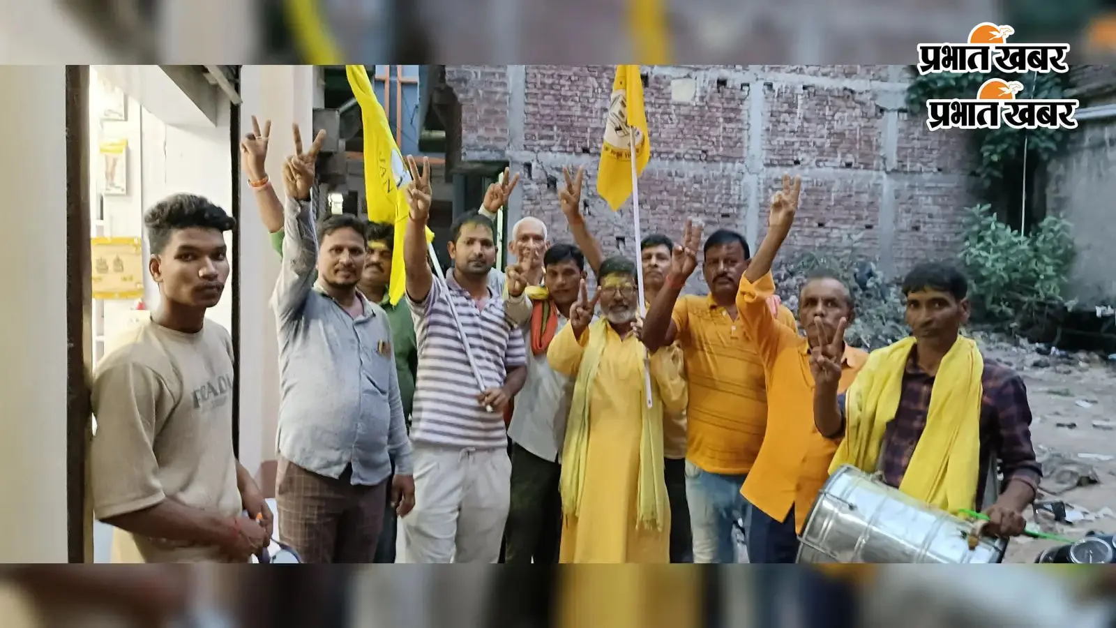 बांकीपुर उपचुनाव में प्रशांत किशोर की जीत पर जन सुराज कार्यकर्ताओं ने निकाला विजय जुलूस