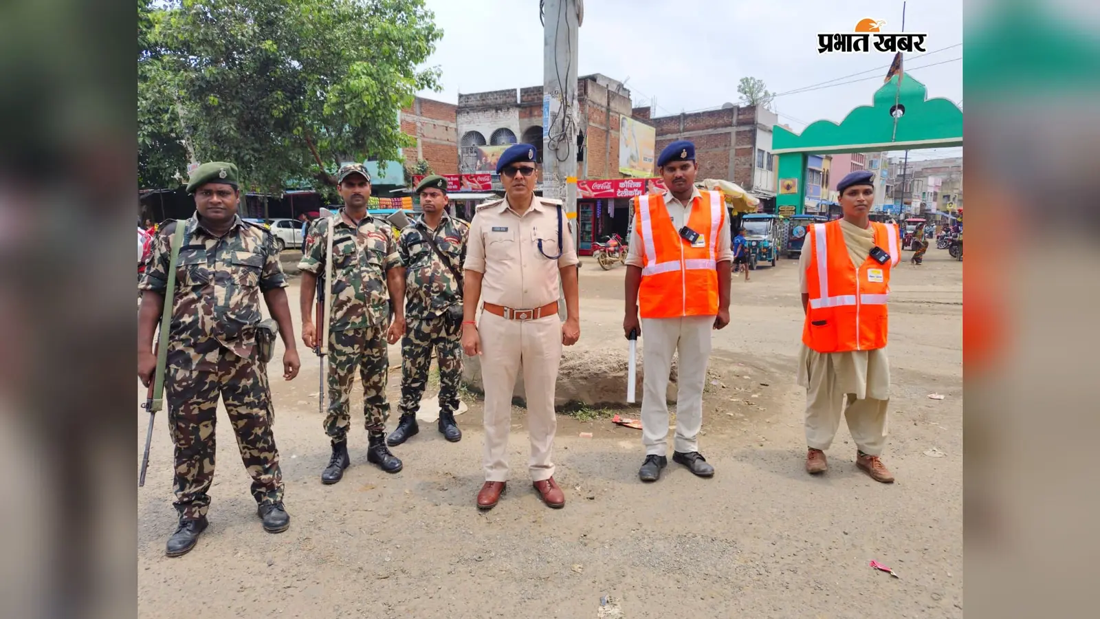 चकाई चौक पर सुबह 9 बजे से रात 10 बजे तक तैनात रहेंगे यातायात पुलिसकर्मी, बॉडी कैमरा और डिजिटल लाइट छड़ी से होगी निगरानी