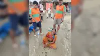 बरारी घाट पर महिला ने गंगा नदी में छलांग लगाकर किया खुदकुशी का प्रयास, SDRF और स्थानीय लोगों ने बचाई जान