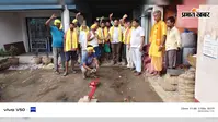 प्रशांत किशोर की जीत पर सिकटा में जश्न, समर्थकों ने आतिशबाजी कर बांटी मिठाइयां