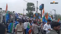 पटना में NSUI का प्रदर्शन शुरू, बैरिकेडिंग तोड़ इनकम टैक्स चौराहा पहुंचे प्रदर्शनकारी