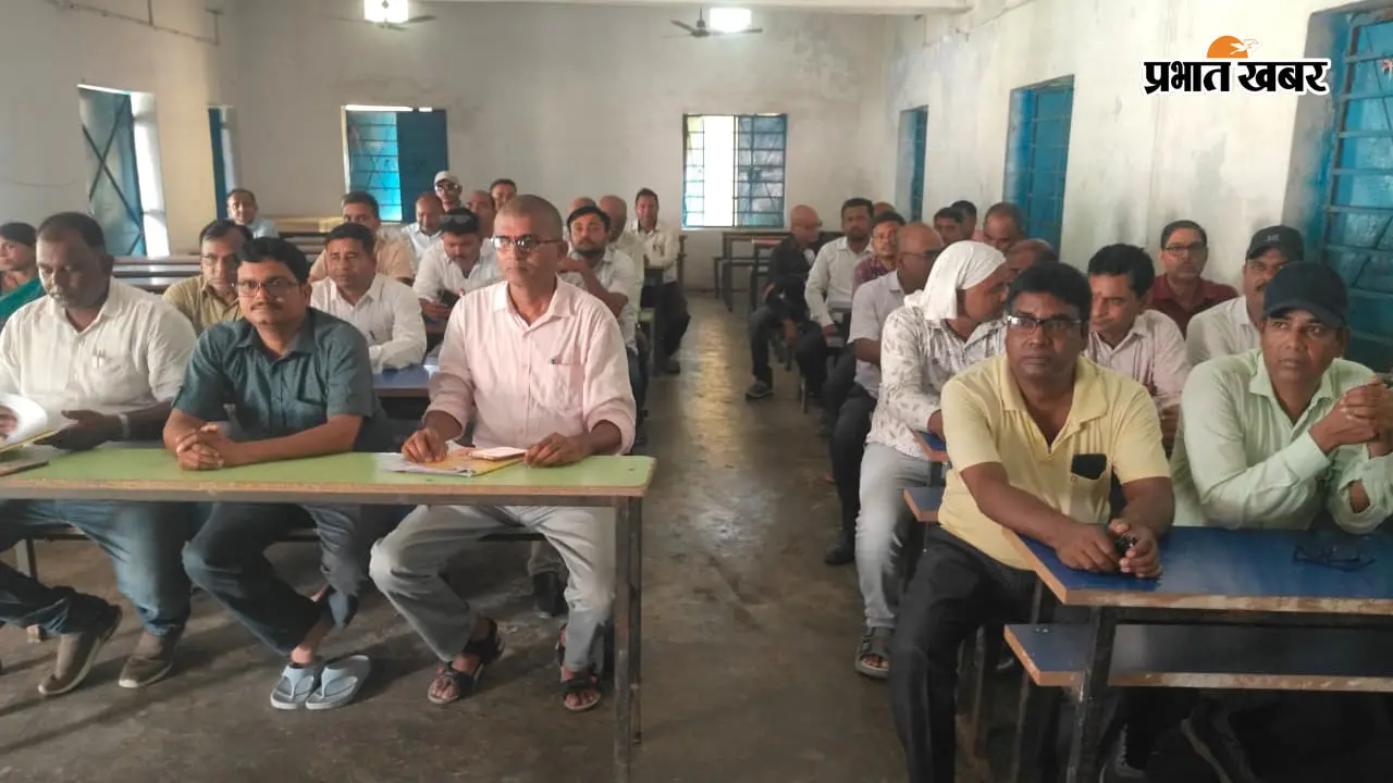 सिकटी में सामाजिक अंकेक्षण को लेकर प्रधानाध्यापकों का प्रशिक्षण, अभिलेख संधारण पर दिया गया जोर