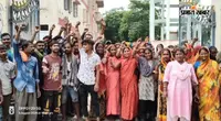 सीतामढ़ी में स्वच्छता कर्मियों की हड़ताल, नगर निगम कार्यालय में ताला जड़कर किया प्रदर्शन