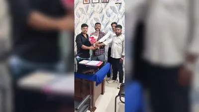 बारियातू के नए थाना प्रभारी से मिले विधायक प्रतिनिधि, कानून-व्यवस्था सुदृढ़ बनाने की मांग