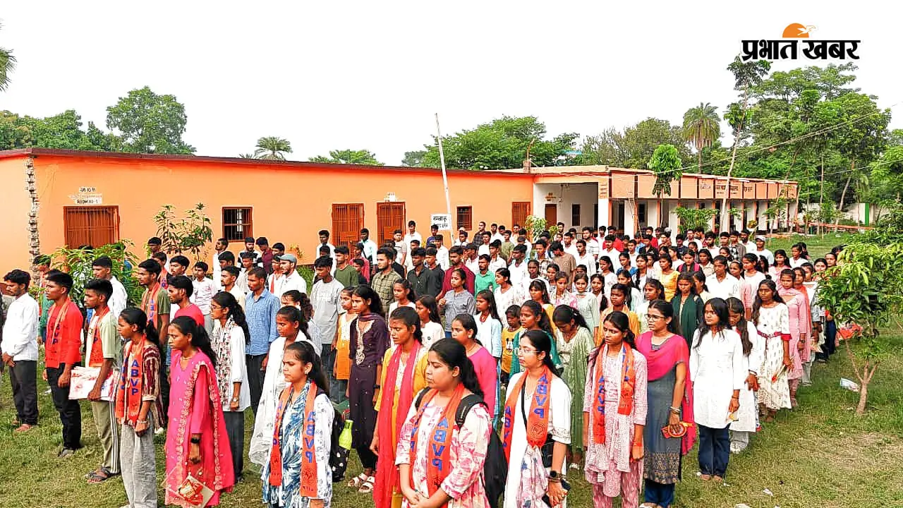 एबीवीपी ने वंदे मातरम् के 150 वर्ष पूरे होने पर किया सामूहिक गायन