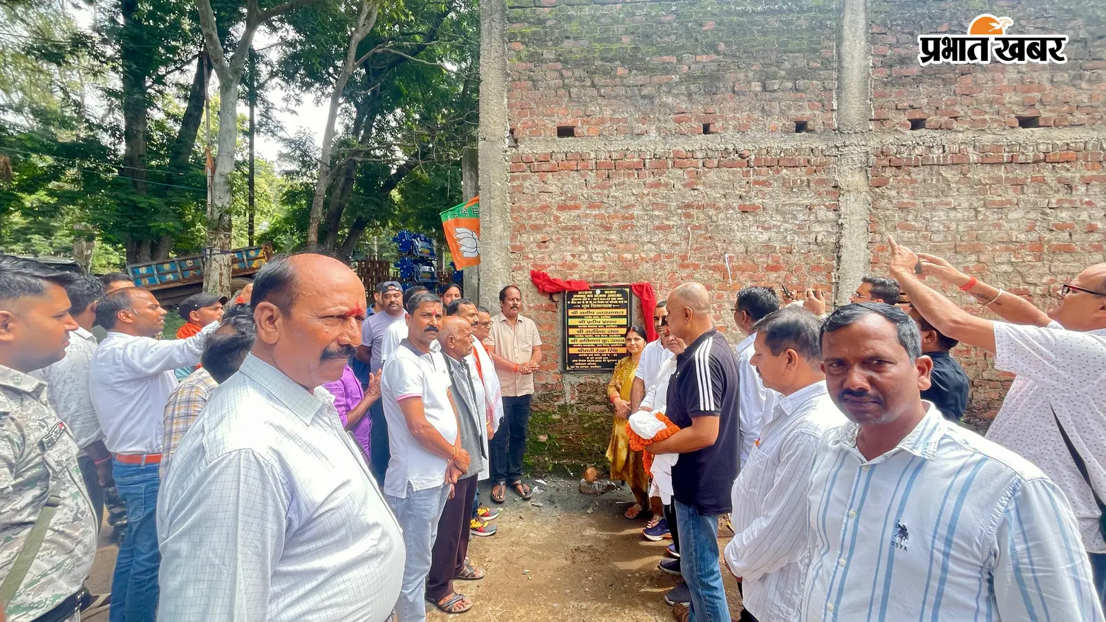 बुंदेलनगर को मिलेगी बेहतर सड़क सुविधा,PCC रोड का विधायक ने किया शिलान्यास