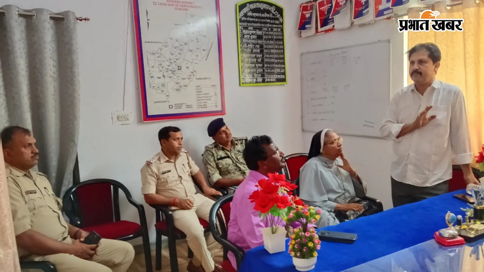महिला और बाल तस्करी के खिलाफ जागरूकता अभियान, नवलशाही थाना में हुई बैठक