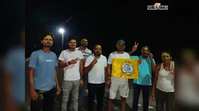 औरंगाबाद: प्रशांत किशोर की जीत पर अंबा व कुटुंबा में जश्न, समर्थकों ने बांटी मिठाइयां
