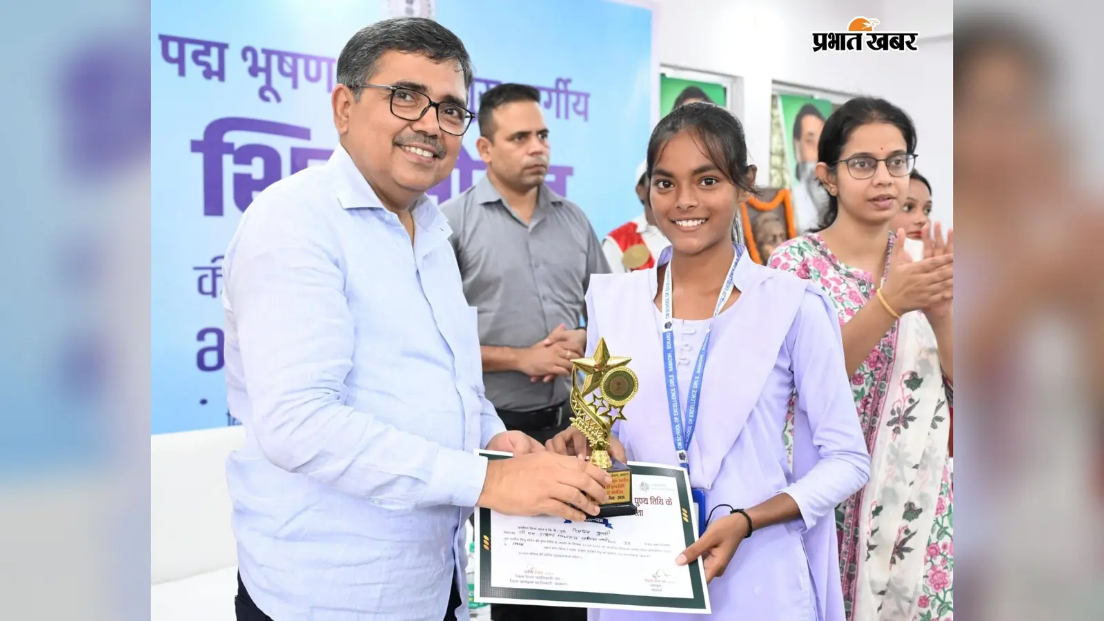 गुरुजी रात्रि पाठशाला ज्ञान और सामाजिक परिवर्तन का केंद्र बनेगी: डीसी बोकारो