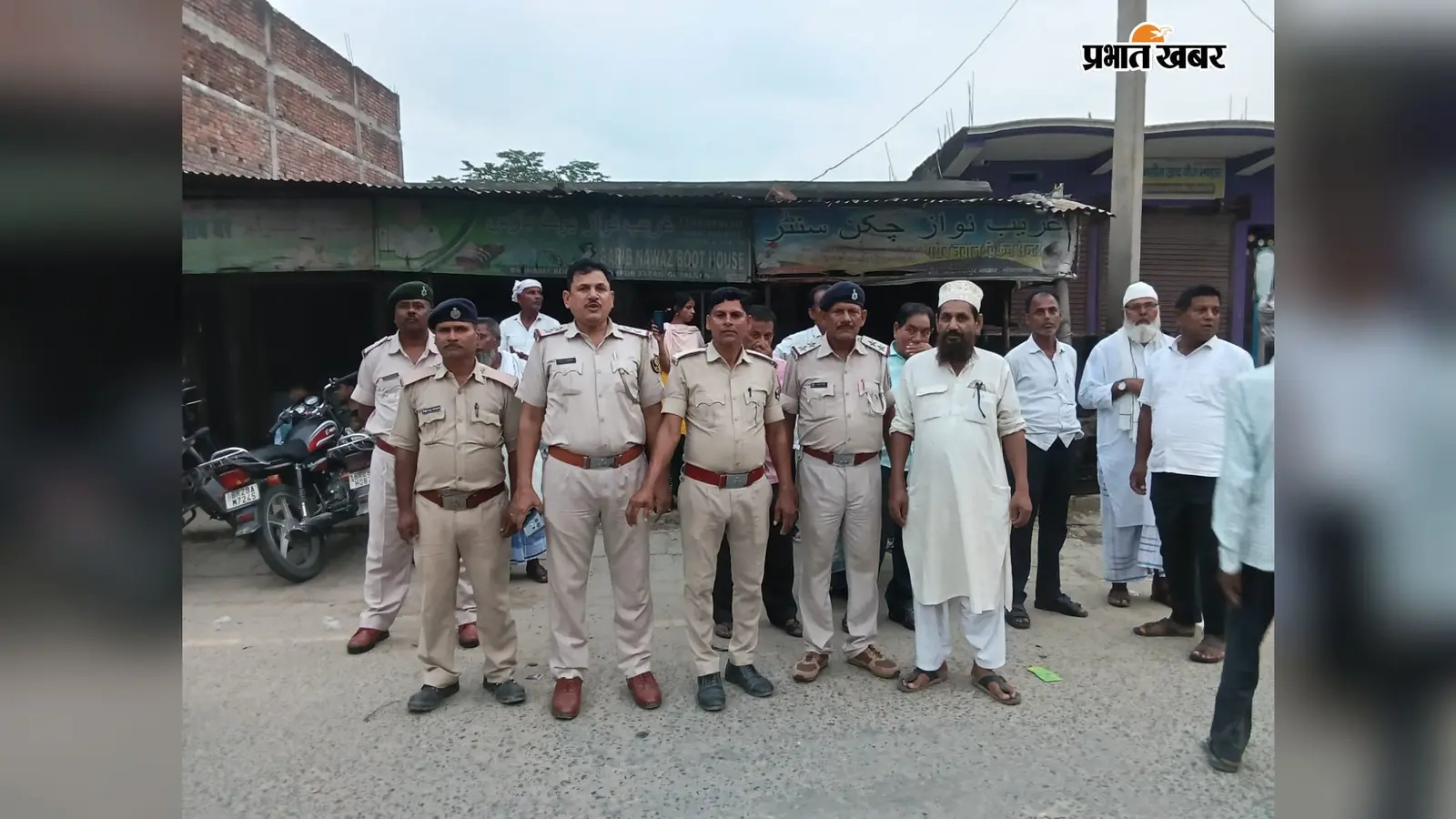गोपालगंज के थावे में शांतिपूर्ण माहौल में संपन्न हुआ चेहल्लुम, सुरक्षा व्यवस्था में तैनात रहे दंडाधिकारी व पुलिस बल