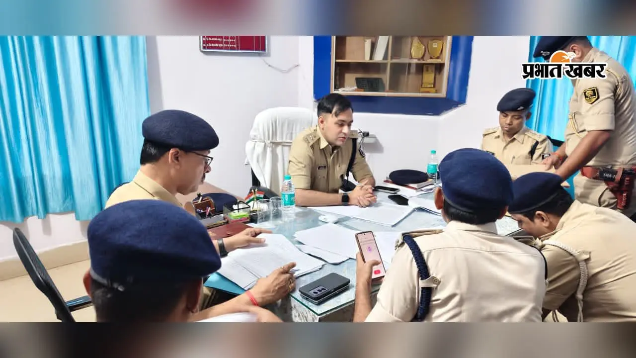 सहरसा में एसपी विक्रम सिहाग का सदर थाना निरीक्षण, अपराध नियंत्रण और लंबित मामलों पर दिए सख्त निर्देश
