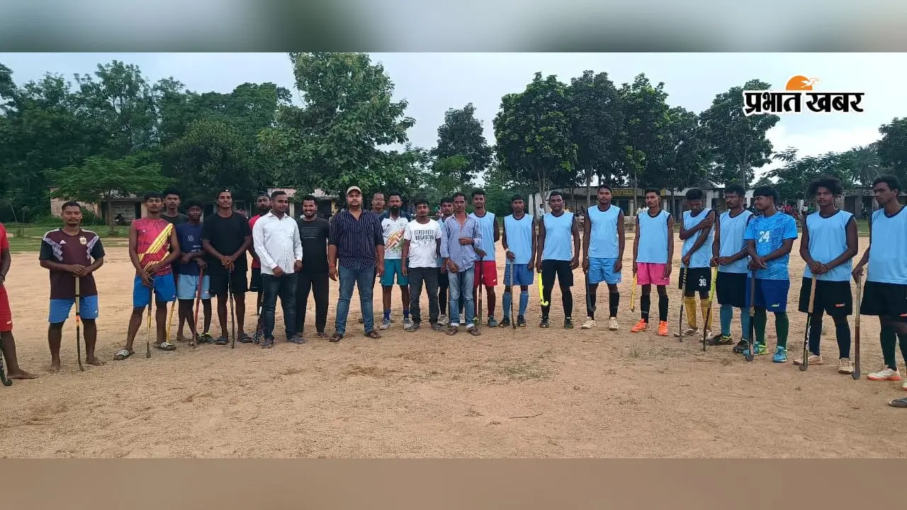 केरसई में मेजर ध्यानचंद हॉकी टूर्नामेंट: मकरीघाट और झारेन ने अगले दौर में बनाई जगह