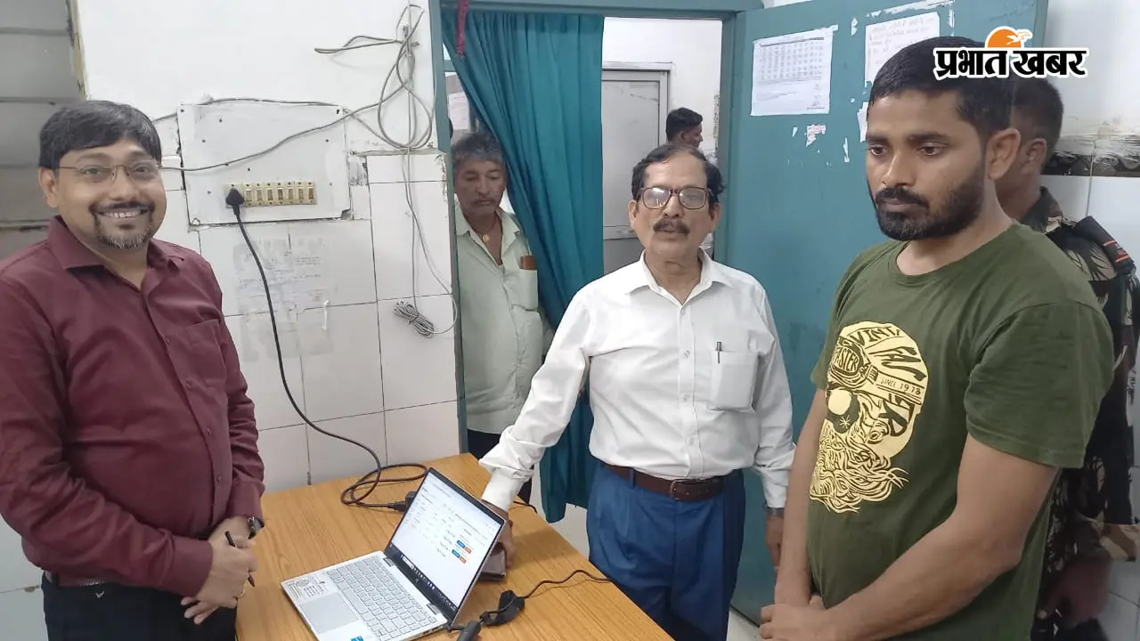 जहानाबाद में सिविल सर्जन का औचक निरीक्षण, अस्पतालों में समय पर ड्यूटी और बेहतर स्वास्थ्य सेवाओं के दिए निर्देश