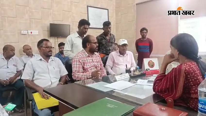 एसआइआर से लंबित काम शीघ्र निपटायें, वरना होगा आंदोलन : फॉरवर्ड ब्लॉक