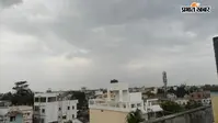बादलों के बीच बढ़ी उमस भरी गर्मी, शाम होते ही बारिश के 60% आसार; जानें पूरे हफ्ते का मौसम