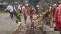 गया के इमामगंज में सड़क हादसा, सीमेंट लदे ट्रक की चपेट में आने से किशोर की मौत, ग्रामीणों ने किया सड़क जाम