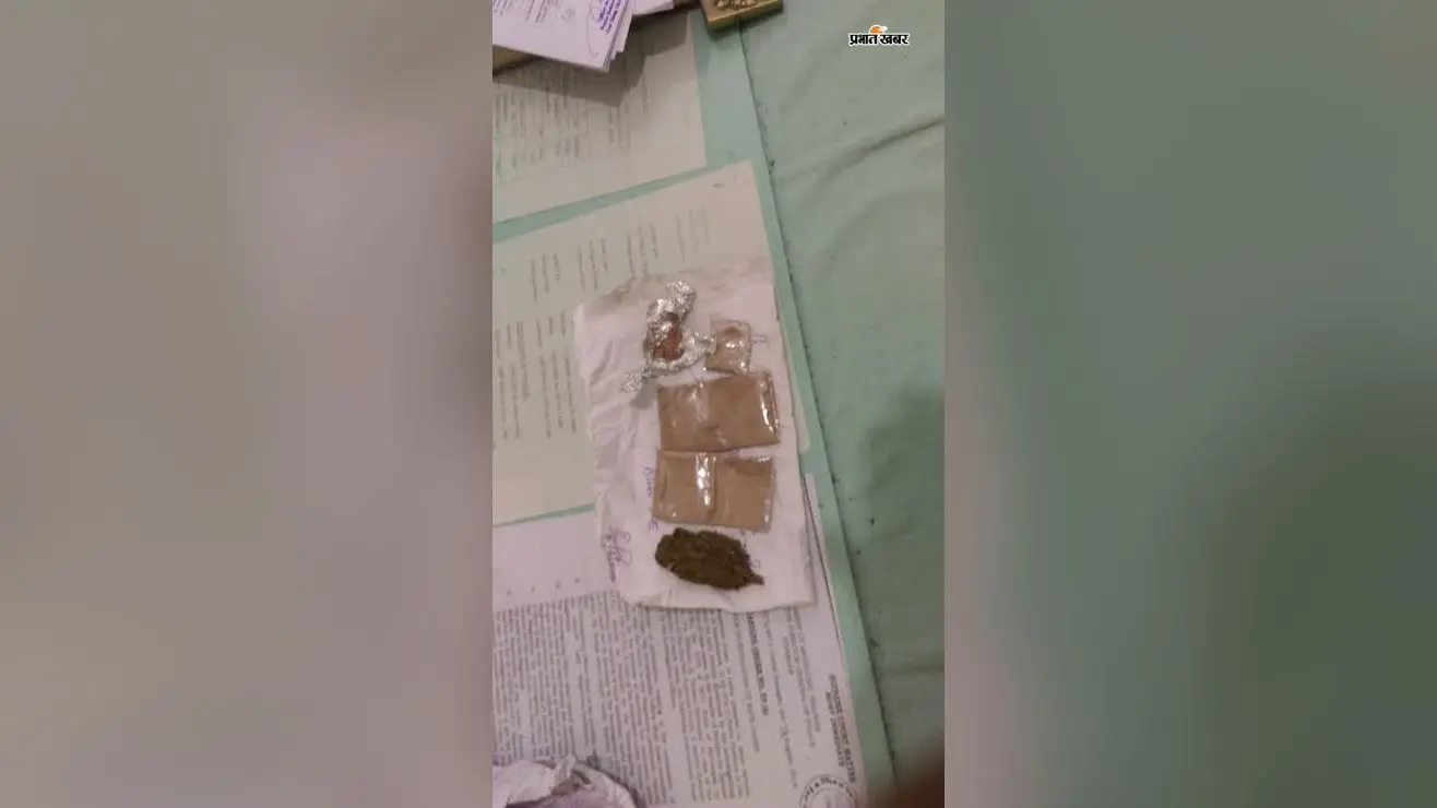 ब्राउन शुगर की डील के बीच पुलिस का छापा, फिर जो हुआ...