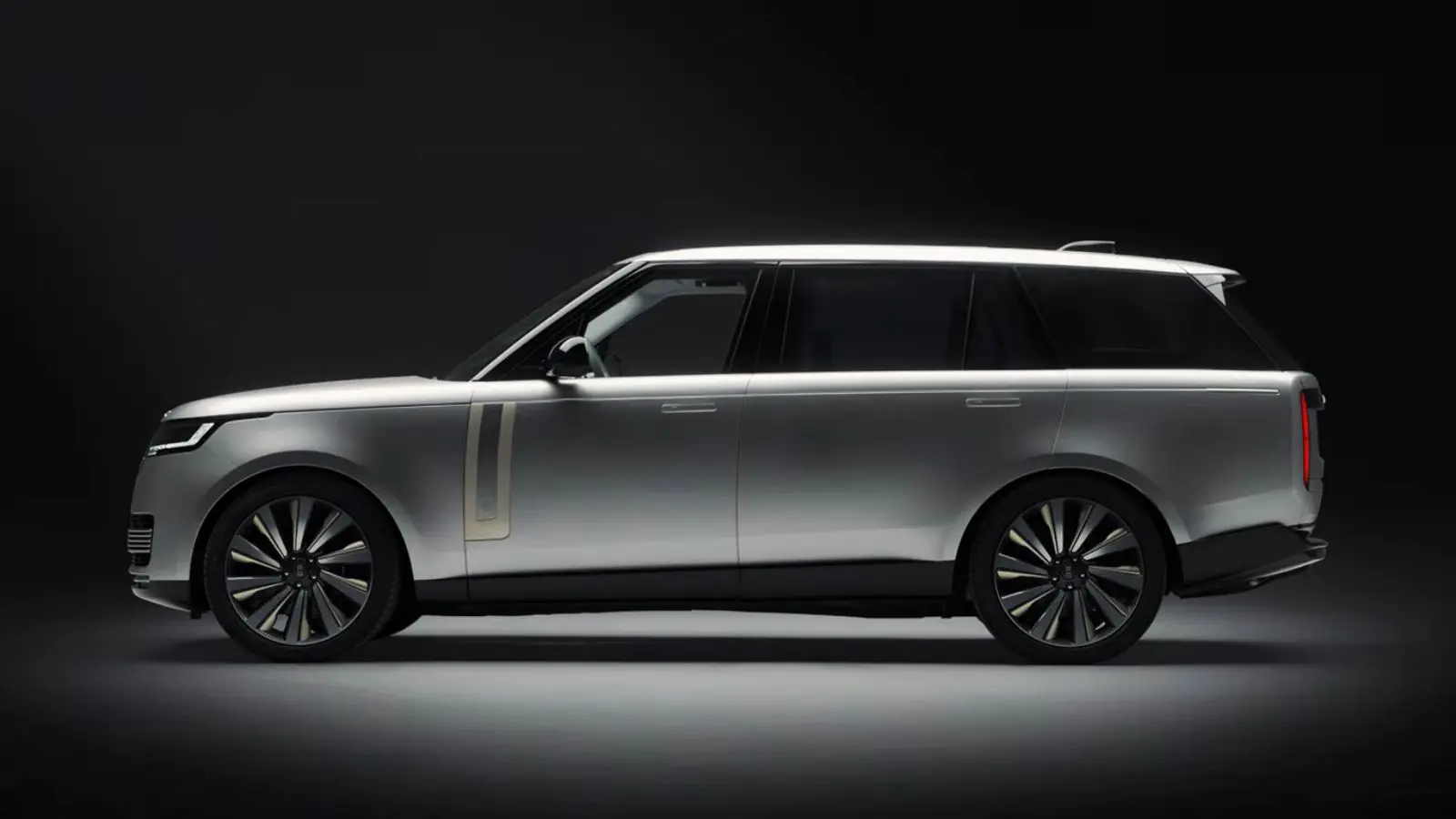 4.9 सेकंड में 100 kmph स्पीड... Range Rover SV Ultra भारत में लॉन्च, जानें कीमत और फीचर्स
