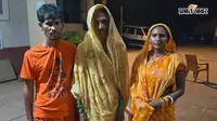 बाबाधाम यात्रा के दौरान परिजनों से बिछड़ी 80 वर्षीय वृद्धा को तारापुर पुलिस ने मिलाया परिवार से