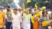 बांकीपुर में जनसुराज की जीत पर बक्सर में जश्न, पीले गुलाल और डीजे के साथ निकली विजय यात्रा