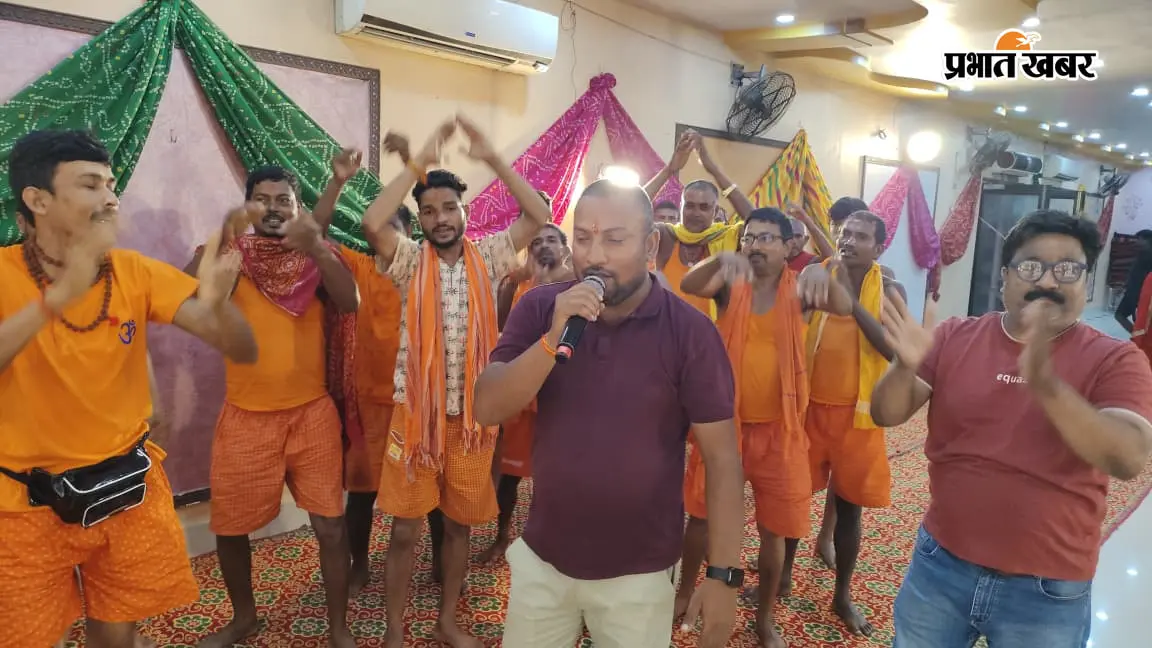 शिव वाटिका में कांवरियों का स्वागत, भजनों से शिवमय हुआ माहौल