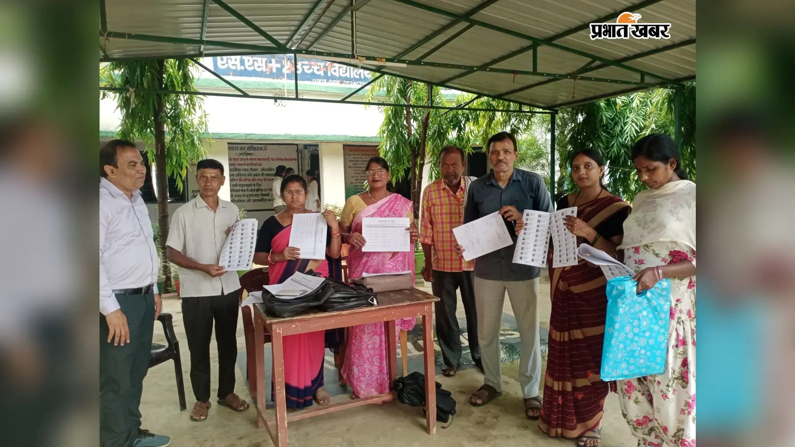 मतदान केंद्रों पर प्रकाशित हुई मतदाता सूची, नाम व विवरण जांचने की अपील