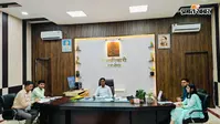 आरओबी निर्माण में देरी पर डीएम सख्त, एजेंसियों को तय समय में काम पूरा करने का निर्देश