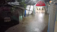 सीवान में मूसलाधार बारिश से जलजमाव, घरों में घुसा पानी, नगर परिषद की व्यवस्था फेल
