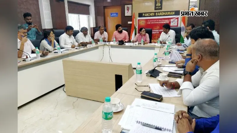 रोजगार योजना की रिव्यू मीटिंग में उठा ईसीएल के एनओसी का मुद्दा