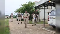 रेंगारिह थाना पहुंचे एसपी, सुरक्षा व्यवस्था और पुलिसिंग का लिया जायजा
