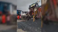 बरियारपुर टोल प्लाजा के पास फोरलेन पर दो हाइवा की भीषण टक्कर, एक चालक गंभीर घायल, दूसरा फरार