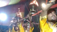 बनारस की तर्ज पर अजगैवीनाथ और नमामि गंगे घाट पर हुई भव्य गंगा महाआरती, भक्तिमय भजनों पर झूमे शिवभक्त