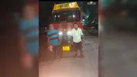 कोढ़ा पुलिस की बड़ी कार्रवाई, शराब निर्माण में प्रयुक्त 120 बोरी अवैध नौसादर के साथ पटना के दो तस्कर गिरफ्तार