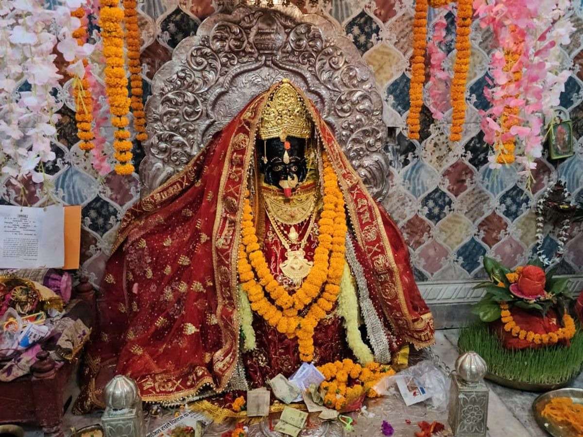 जरती माई की तस्वीर