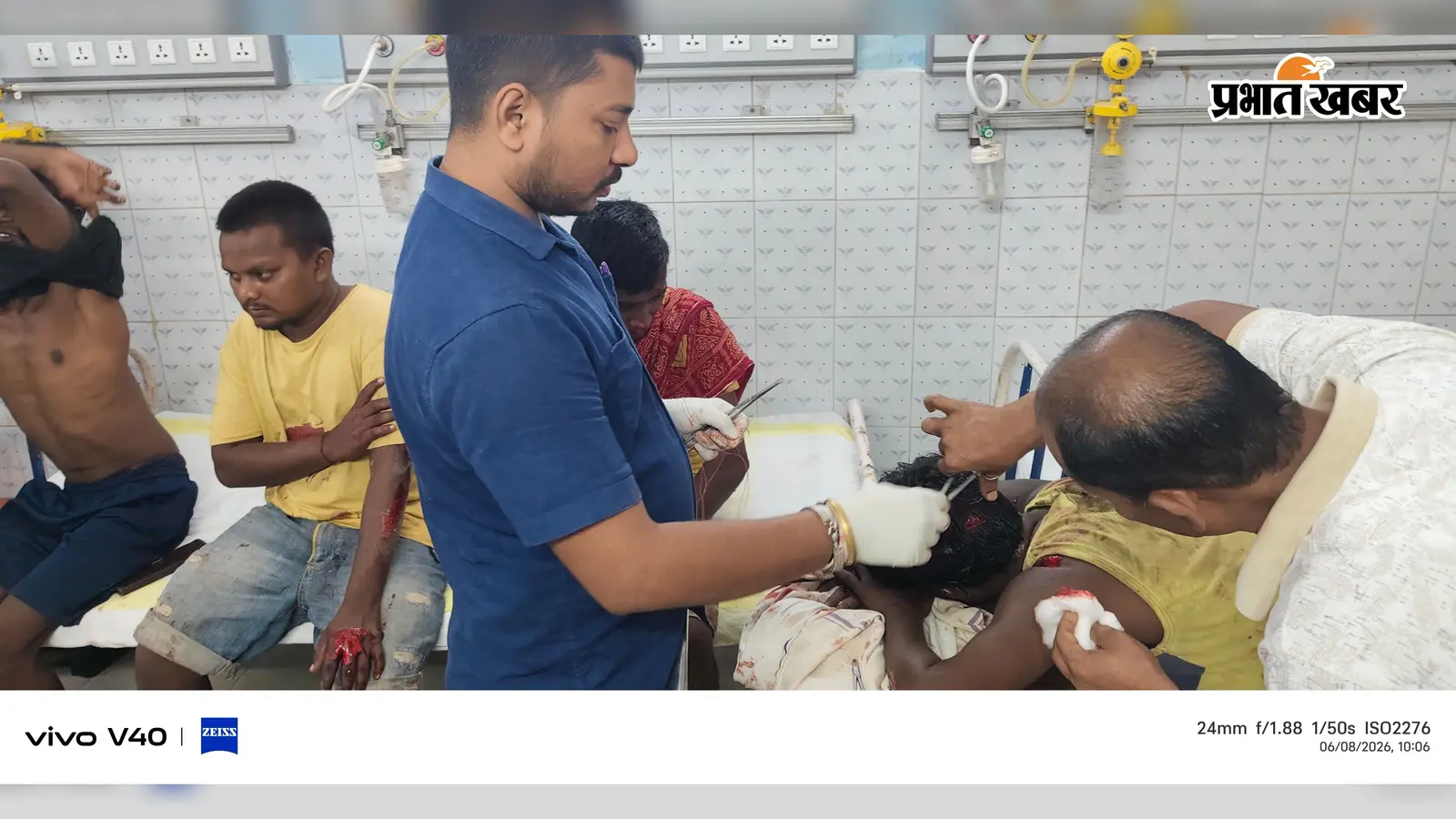 गया : शेरघाटी में जीटी रोड पर पलटी पिकअप, खाद लेकर जा रहे चार मजदूर घायल, दो की हालत गंभीर