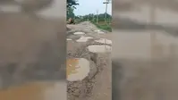 मूसलाधार बारिश ने खोली गिद्धौर-जमुई बाईपास की पोल, पानी भरे गड्ढों से बढ़ा हादसे का खतरा