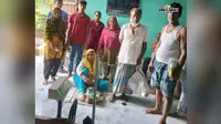 सारण में ई-पॉस सर्वर ठप, राशन लेने पहुंचे लोग खाली हाथ लौटे, घंटों इंतजार के बाद भी नहीं मिला राशन