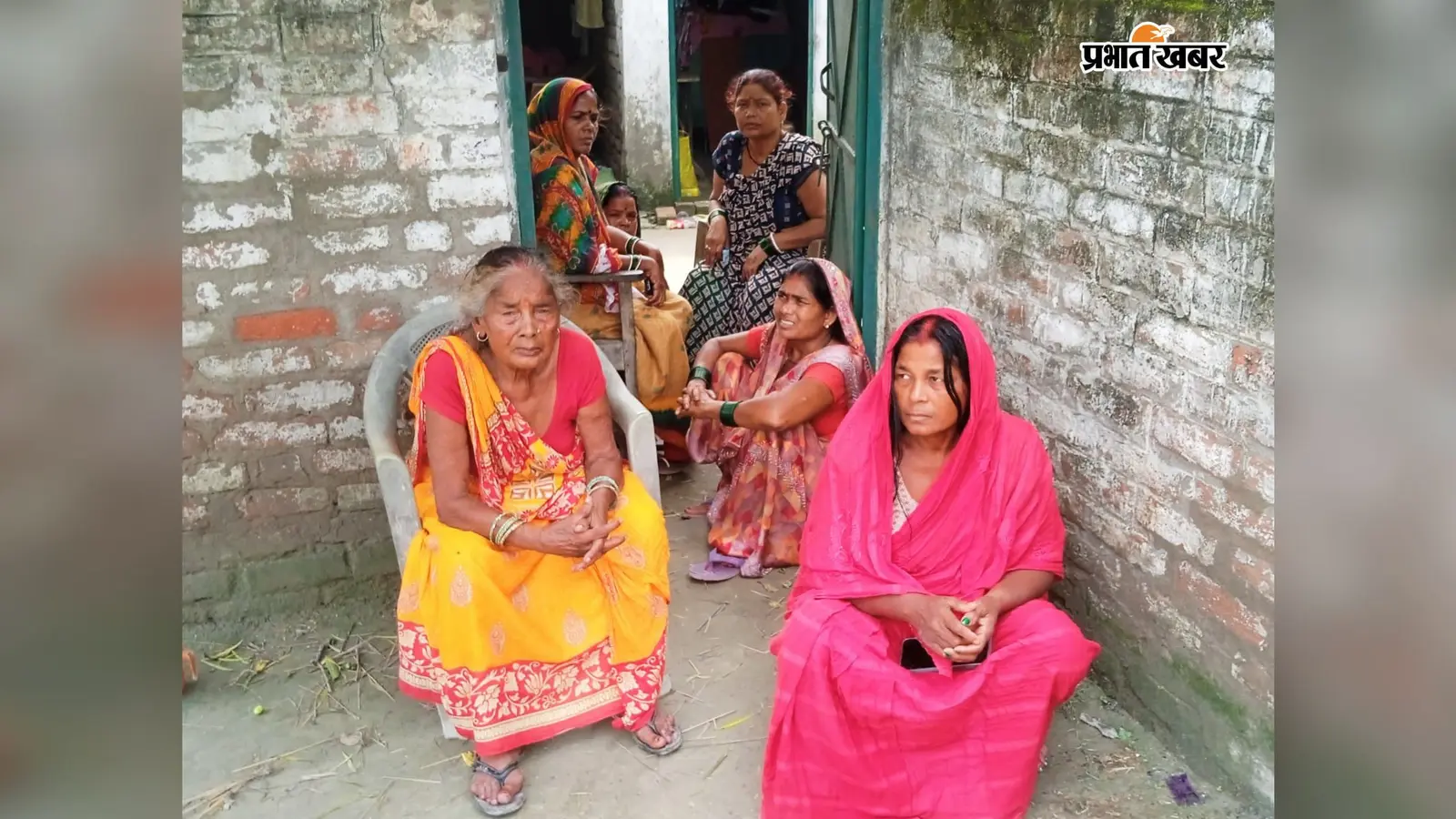 गोपालगंज : घर लौट रहे राजमिस्त्री की सड़क हादसे में मौत, आक्रोशित ग्रामीणों ने जाम किया NH-27