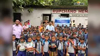 झारखंड ग्रामीण बैंक ने स्कूल में चलाया वित्तीय जागरूकता अभियान, विद्यार्थियों को किया प्रेरित
