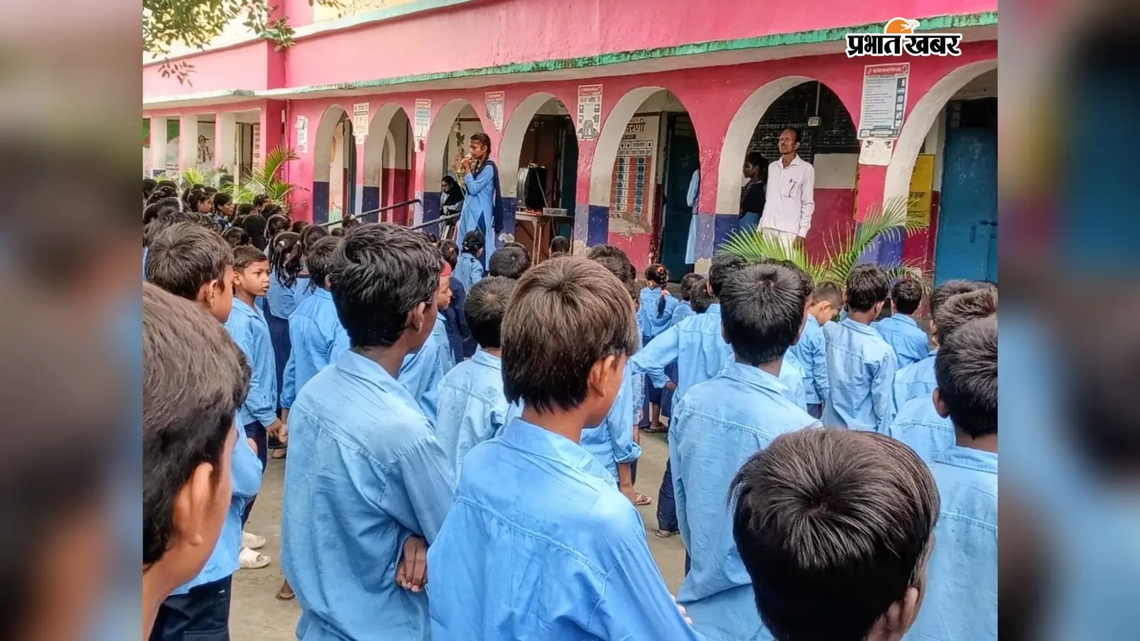 सीवान: बड़हरिया के सरकारी स्कूलों में स्वतंत्रता दिवस की तैयारी तेज, सांस्कृतिक कार्यक्रमों की रिहर्सल शुरू