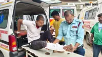 तेज रफ्तार ऑटो ने बाइक में मारी टक्कर, दो एसआईएस सिक्योरिटी गार्ड गंभीर घायल,