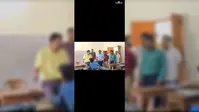 कटिहार के सरकारी स्कूल में DM ने पकड़ी कमियां, शिक्षकों को लगाई फटकार और छात्रों को खुद पढ़ाया
