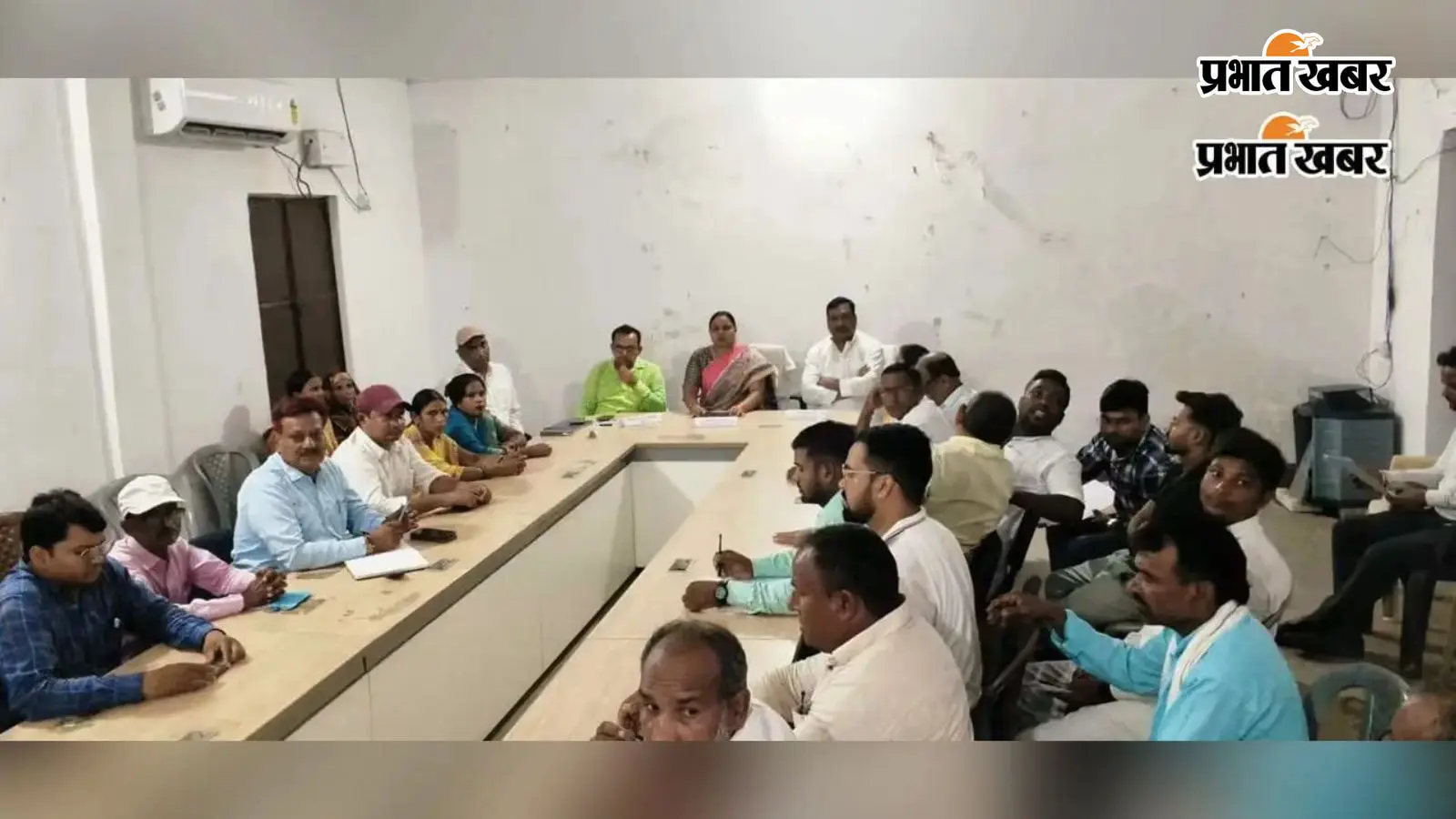 गोह में पंचायत समिति की बैठक, विकास योजनाओं की समीक्षा के साथ अधिकारियों को दिए गए आवश्यक निर्देश
