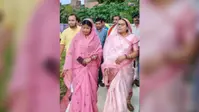 नरकटियागंज में सफाई कर्मियों की हड़ताल समाप्त, 48 घंटे में पूरे शहर की होगी सफाई