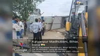 सुप्रीम कोर्ट के आदेश पर एनएच-27 किनारे चला बुलडोजर, बरहीमां में हटाया गया अतिक्रमण